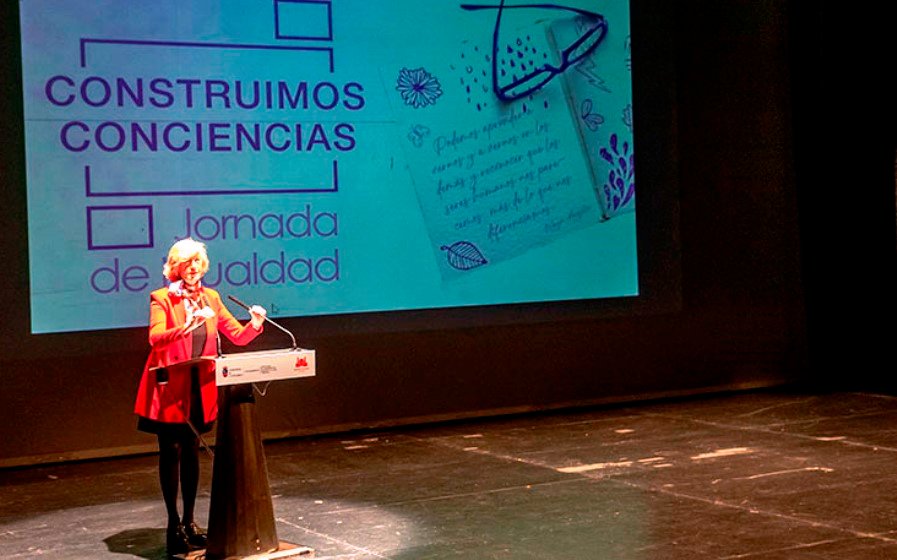 La consejera de Educación, Marina Lombó. Web Gobierno regional