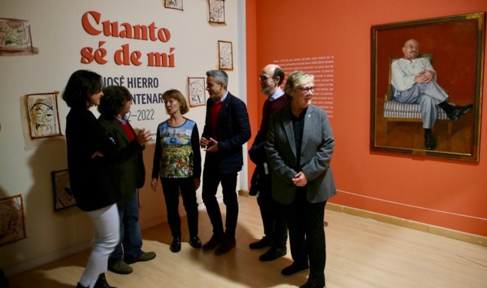 Inauguración de la muestra sobre el poeta José Hierro en Santander.