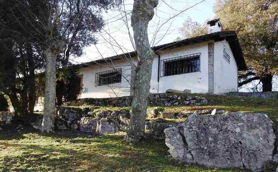 Albergue de Rucandio, en Riotuerto.