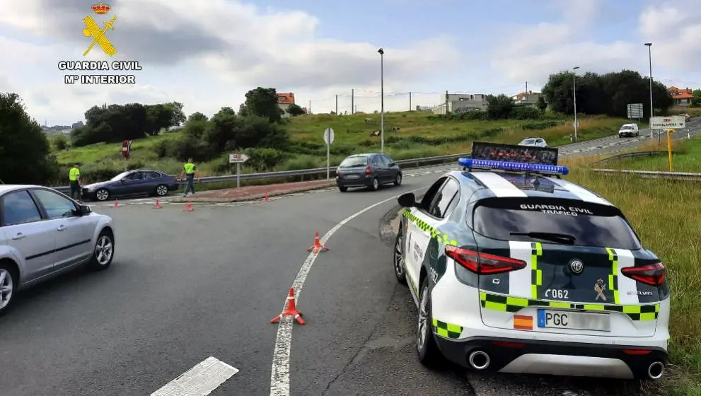 Control de tráfico de la Guardia Civil.