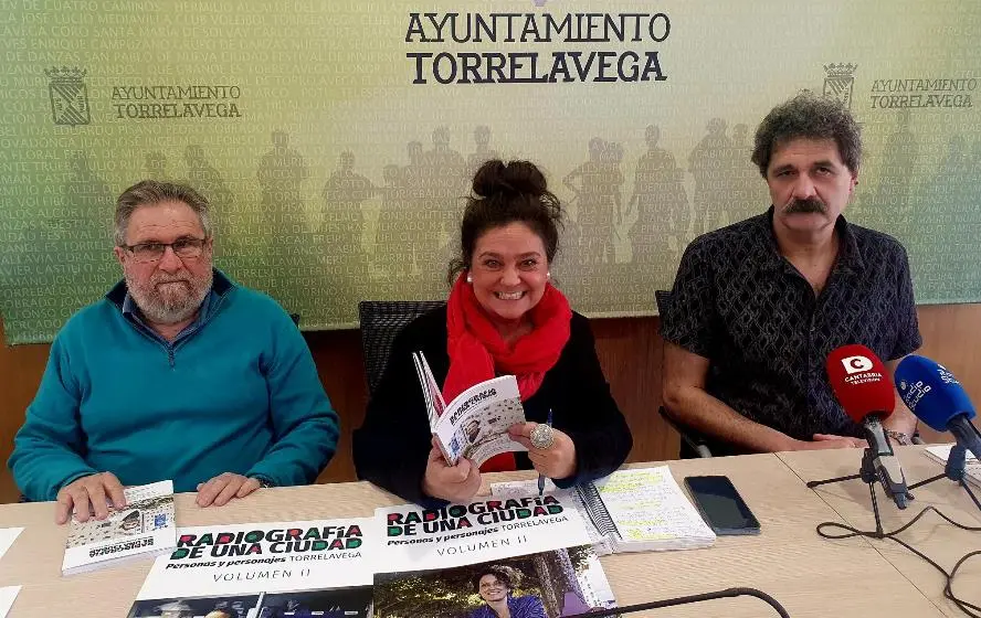 Presentación de la exposición en Torrelavega.