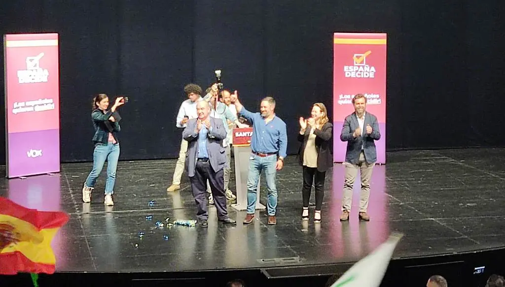 Mitín de Vox en el Palacio de Festivales en Santander.