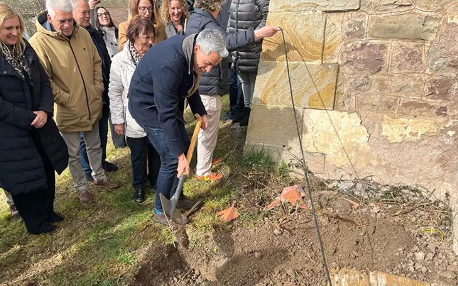 Acto de la colocación de la primera piedra en Fontibre.