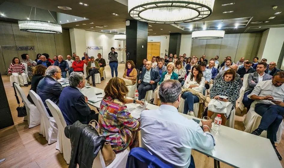 Representantes del PRC aprobaron la candidatura regional.