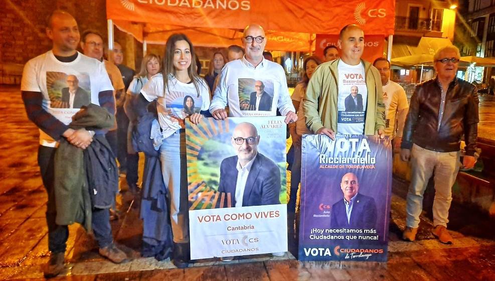 Cs inició la campaña en Torrelavega.