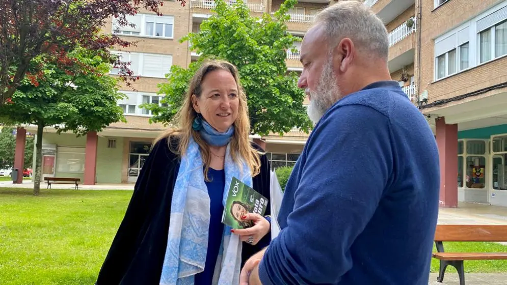 Leticia Díaz y Roberto Corona en Torrelavega.