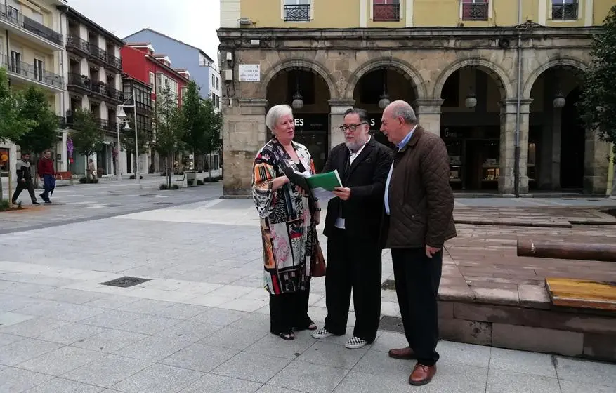 Presentación de la cubrición de la Plaza Mayor en Torrelavega.