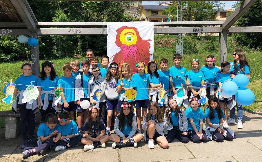 Alumnos que participaron en el talle teatralizado en Torrelavega.