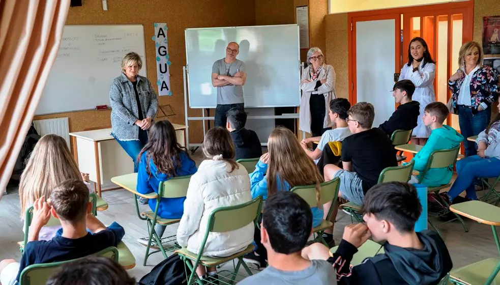 Taller de teatro en los centros educativos de Camargo.