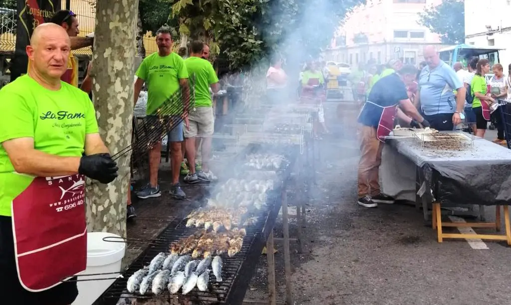 Fiestas del Carmen con la parrillada en Santoña. R.A.