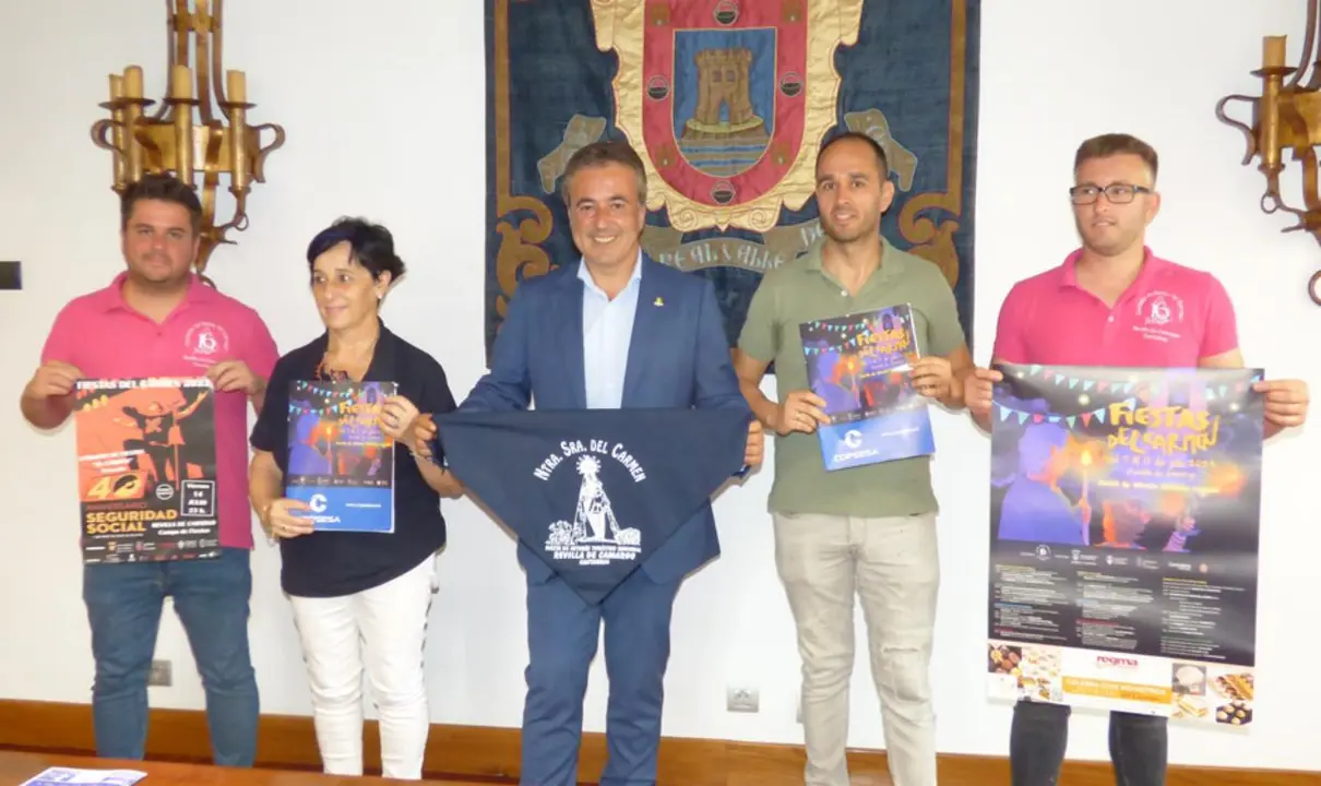 Presentación de las Fiestas del Carmen en Revilla de Camargo. R.A.