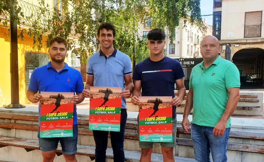 Presentación del torneo de fútbol sala en Torrelavega.