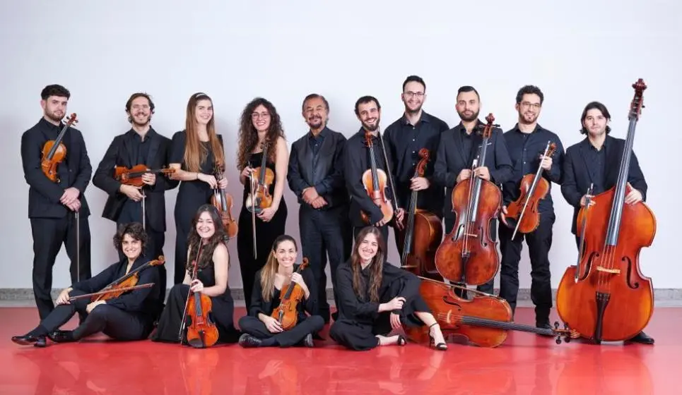 La orquesta de cámara Oncam y el joven violinista Jaime Naya serán los encargados de inaugurar la XX edición de los Caprichos Musicales de Comillas