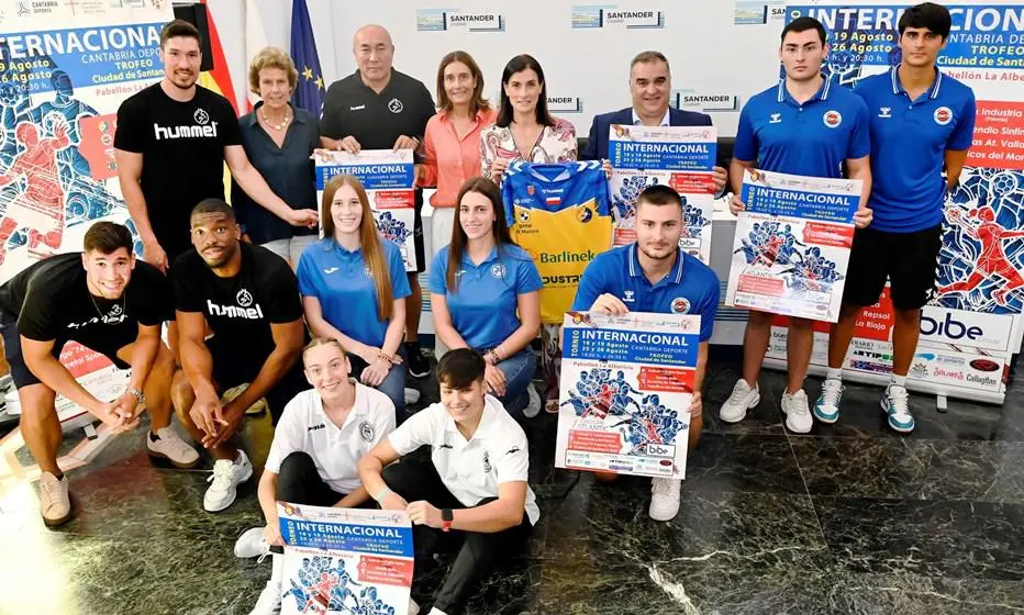 Presentación del Torneo Internacional de Balonmano en Santander.