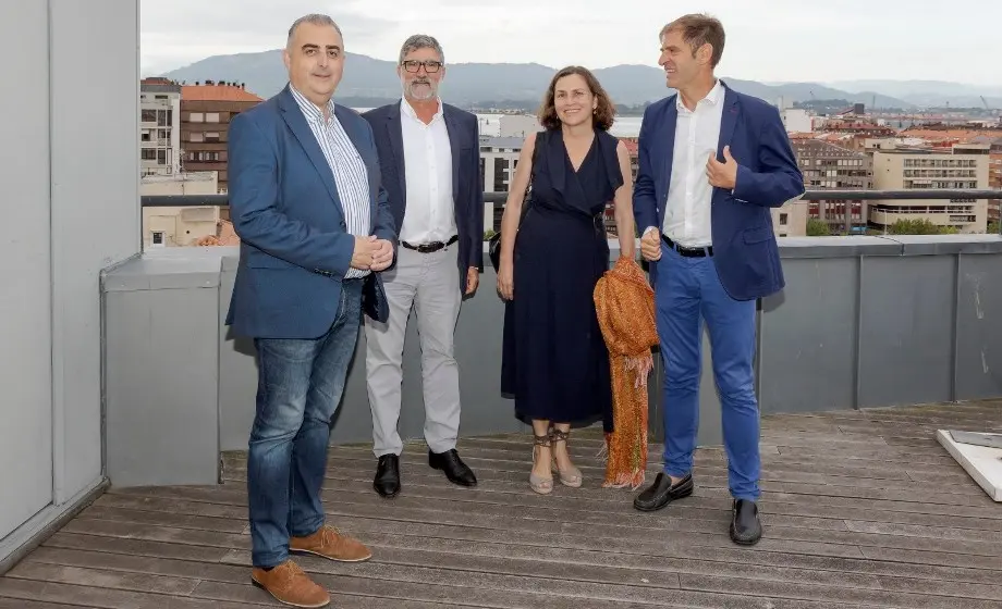 Reunión entre la CEOE y el consejero de Fomento.