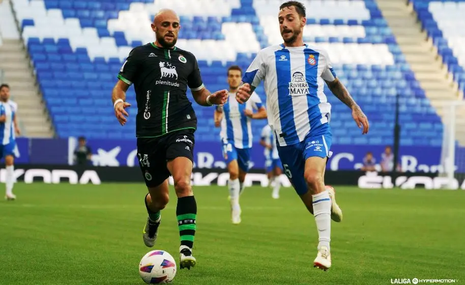 El Racing cayó derrotado por 2-0.