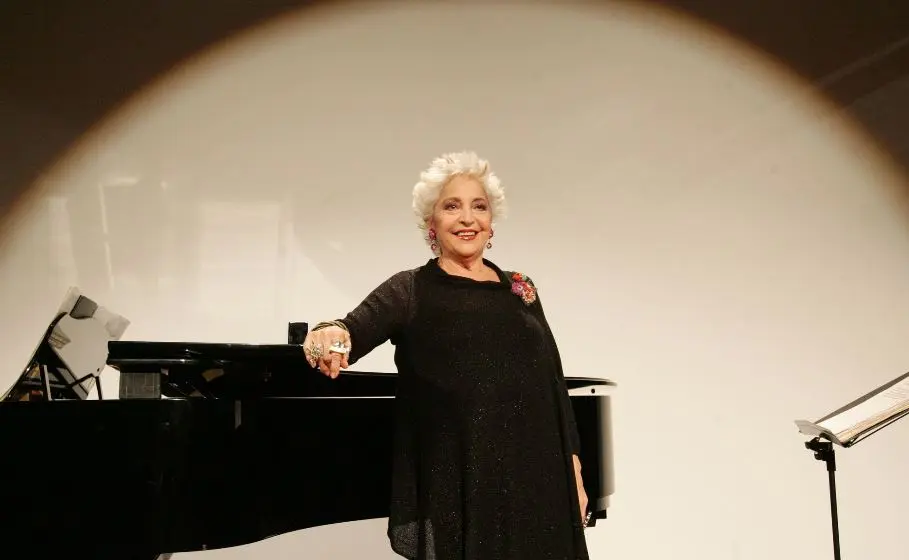 Concierto de Navidad de la mezzosoprano madrileña Teresa Berganza en el auditorio del Museo del Prado del edificio de Los Jeronimos.