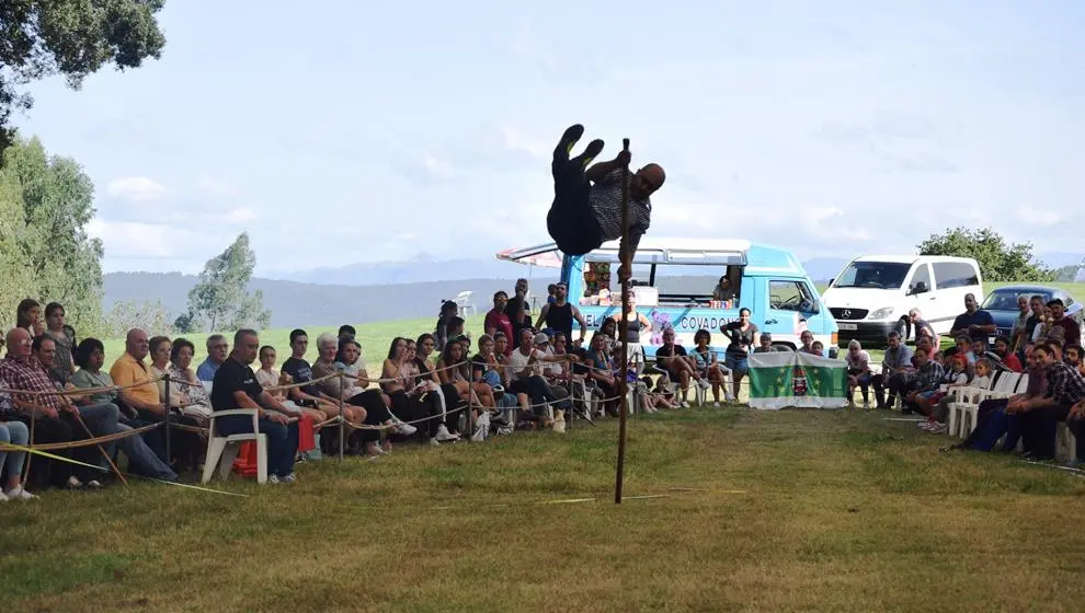 Concurso de Salto Pasiego en Piélagos.