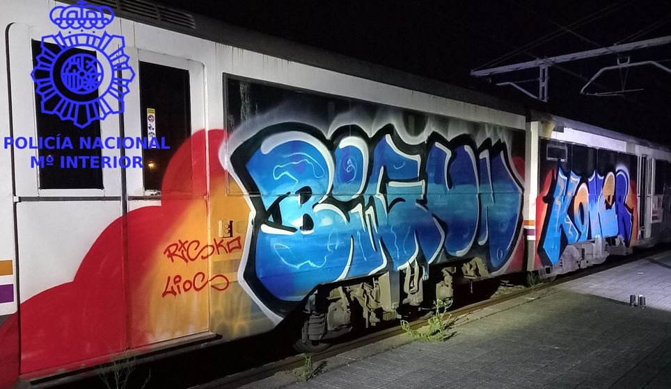 Grafitis en los trenes.