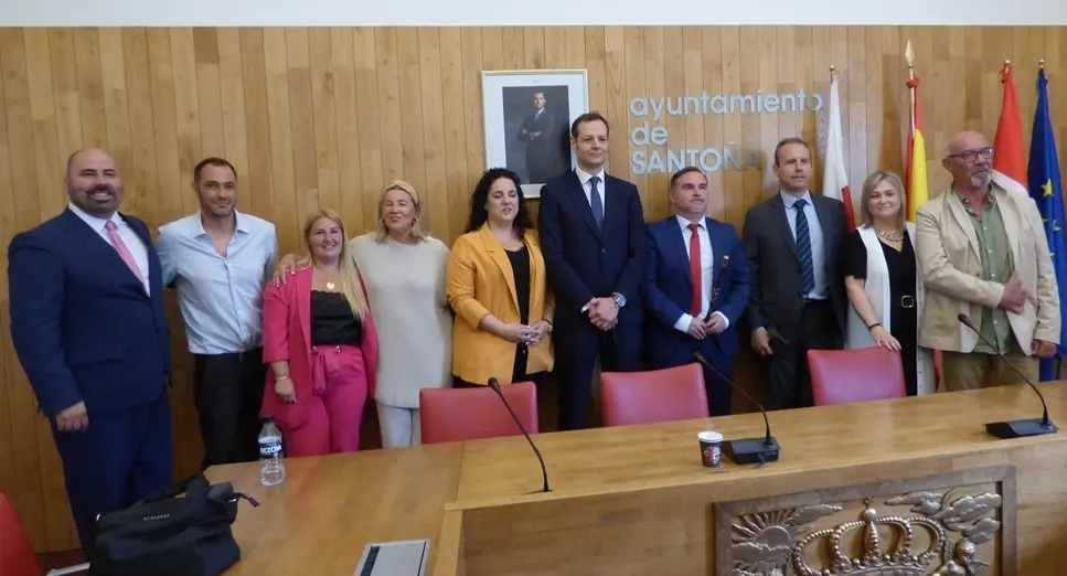 Equipo de Gobierno, Santoñeses-PP, en Santoña. R.A.