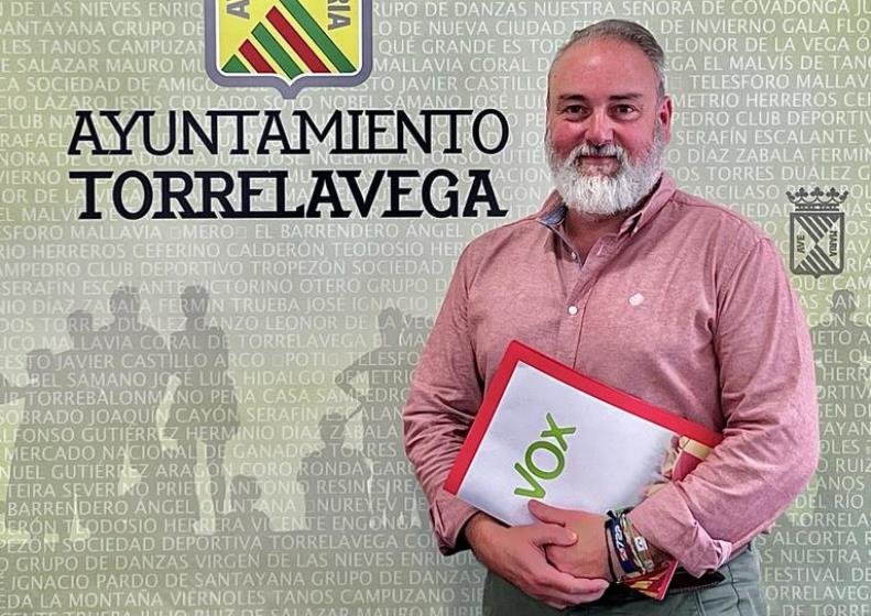 El portavoz de Vox, Roberto García Corona.