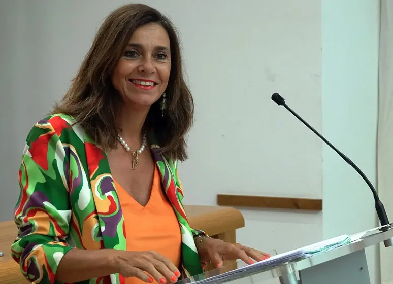 La diputara regional del PRC, Paula Fernández.