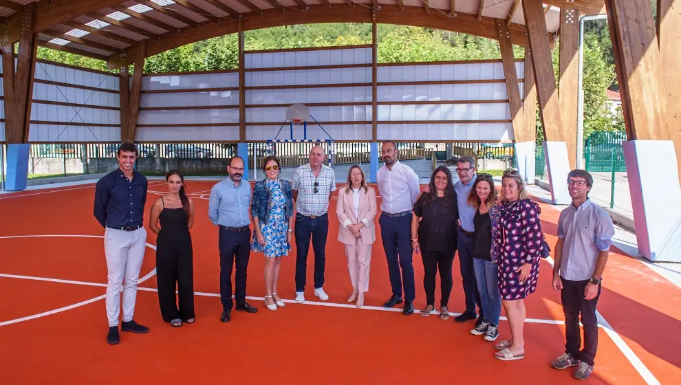 Inauguración de la pista cubierta en Ganzo.