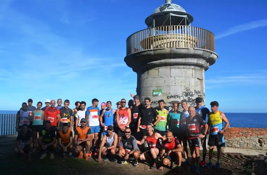 Participantes en la prueba de escaleras.