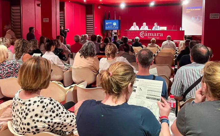 Reunión de la Plataforma en Torrelavega.