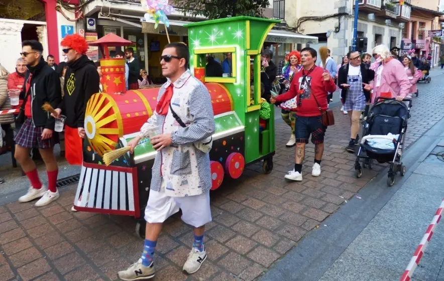 Desfile del Carnaval de Santoña. R.A.