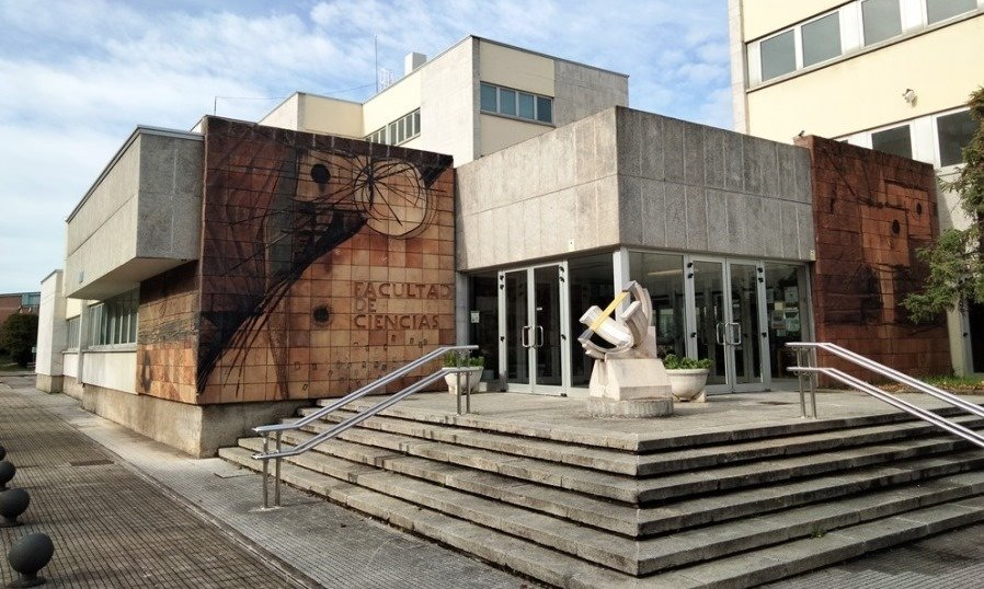 Universidad de Cantabria en Santander. R.A.