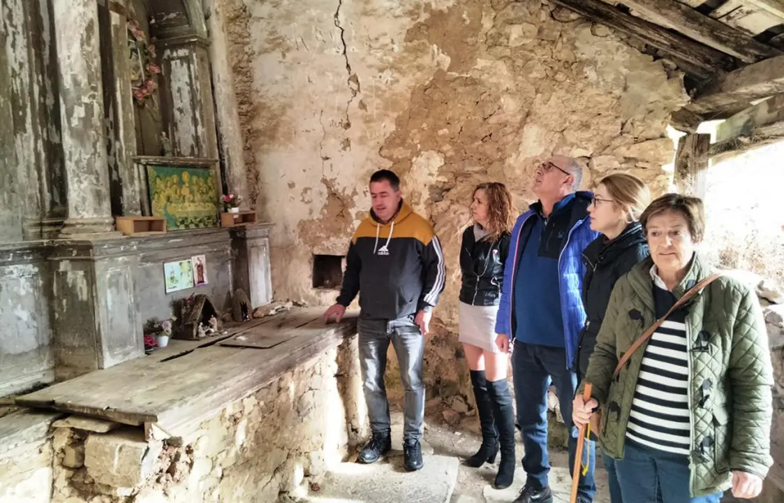 Visita a la ermita de San Juan de Socueva, en Arredondo. R.A.