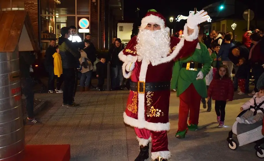 Visita de Papá Noel a Renedo.