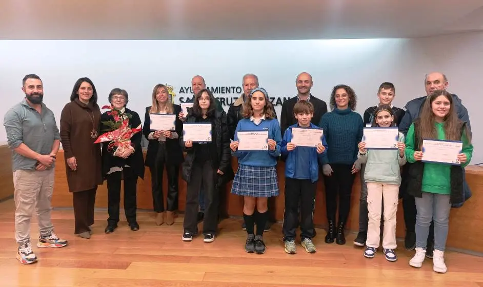 Entrega de premios del Concurso de Poesía en Santa Cruz de Bezana.