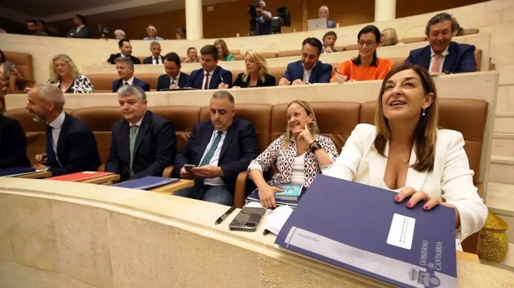 Diputados regionales del PP en el Parlamento.