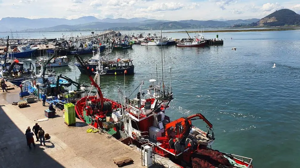 Puerto pesquero de Santoña. R.A.