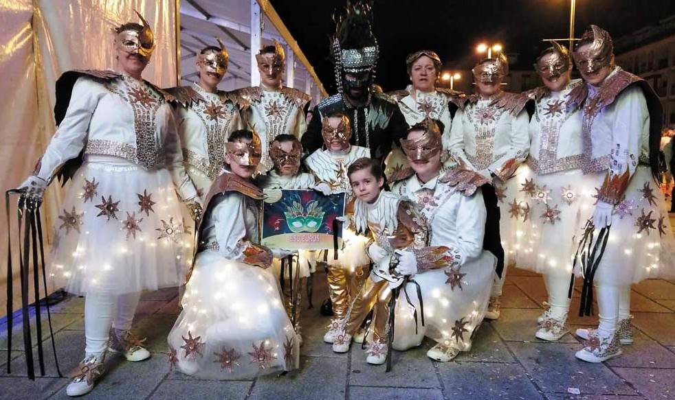 Grupo de la Mascarada en Noja. Web de Noja