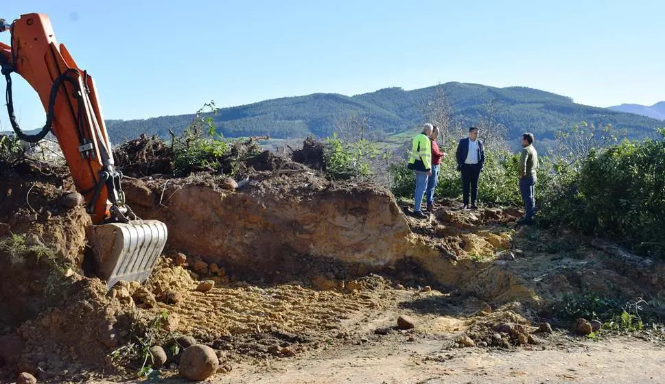 Visita a las obras de mejora de seguridad vial en Zurita.