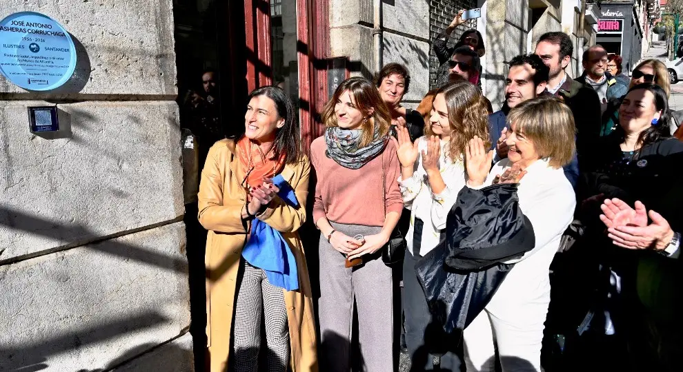 Un momento del acto de homenaje en Santander.