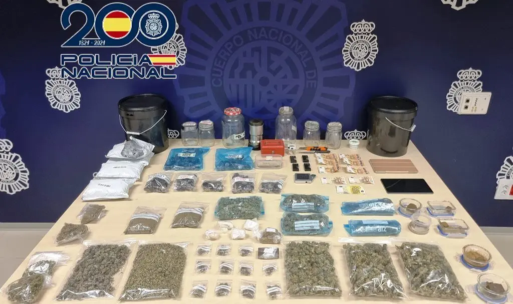 Material incautado por la Policía Nacional.