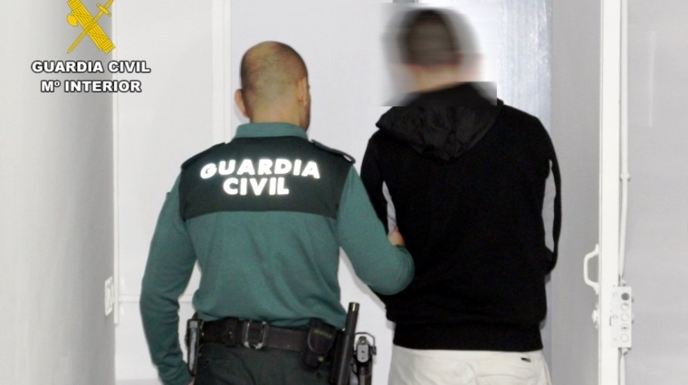 La Guardia Civil detuvo al joven por varios robos en diversos municipio.