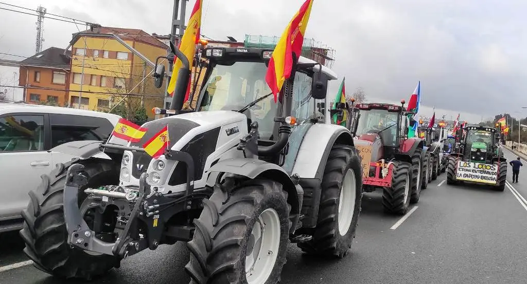 Tractorada  en Santander. UGAM-Coag