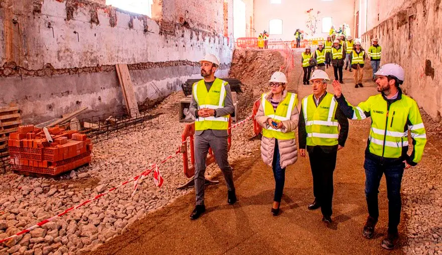 Visita a las obras de La Lechera, en Torrelavega.