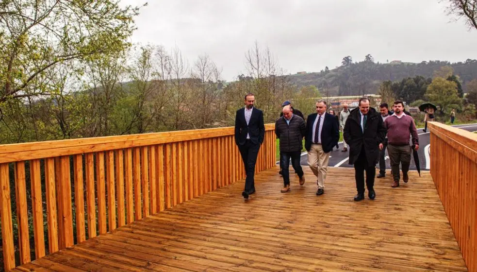 Las autoridades políticas visitan las obras en Torrelavega.