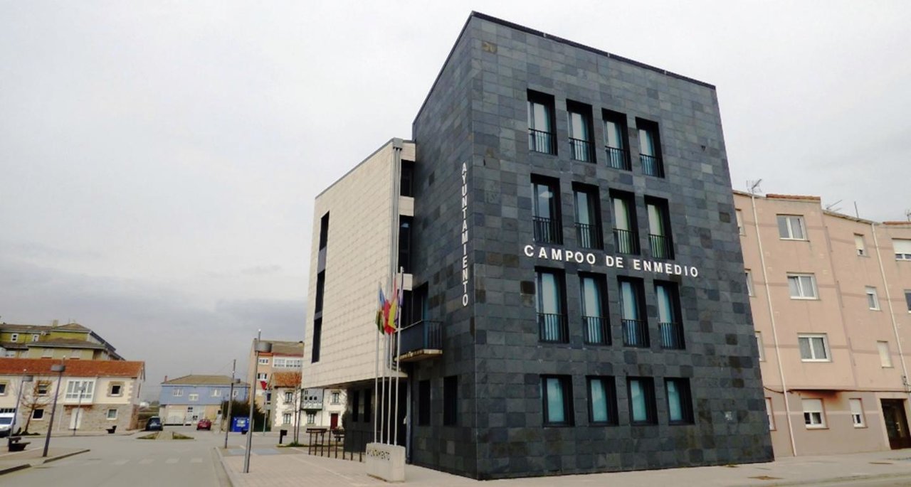 Ayuntamiento de Campoo de Enmedio. R.A.