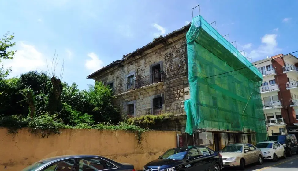 Palacio de Chiloeches en Santoña. R.A.