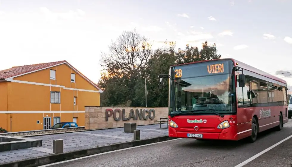 El Torrebus a su paso por Polanco.