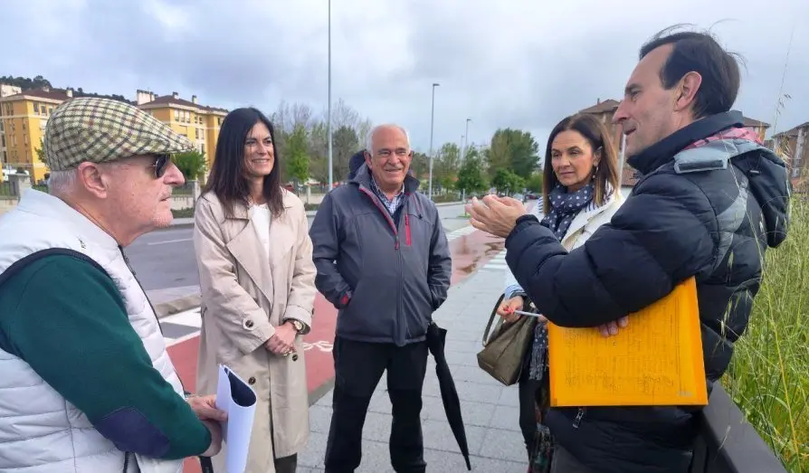 Encuentro de Vox con los vecinos de Peñacastillo.