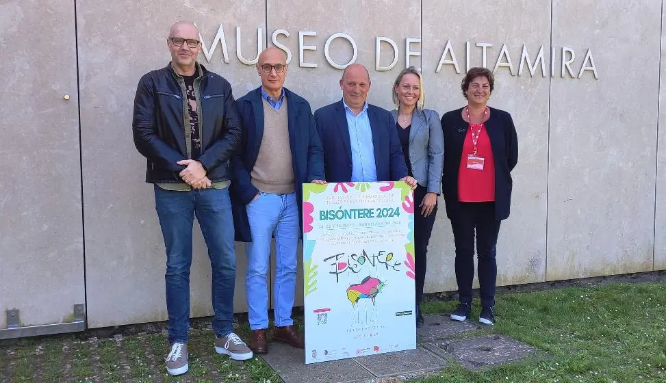 Luis del Río, Juan Antonio González, Ángel Rodríguez, Sara Izquierdo y Pilar Fatás, de izquierda a derecha.