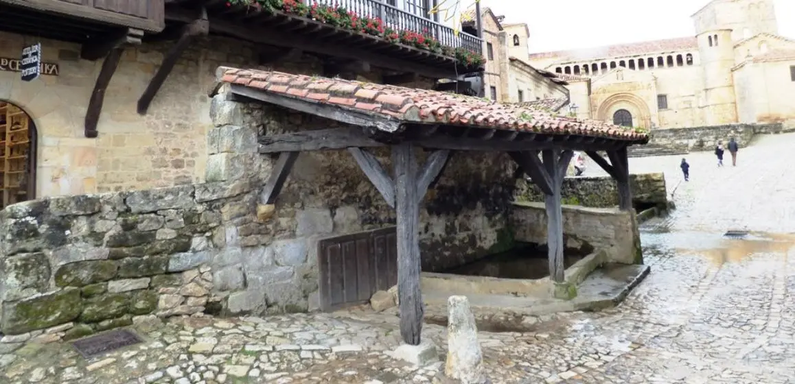 Casco Histórico de Santillana del Mar. R.A.